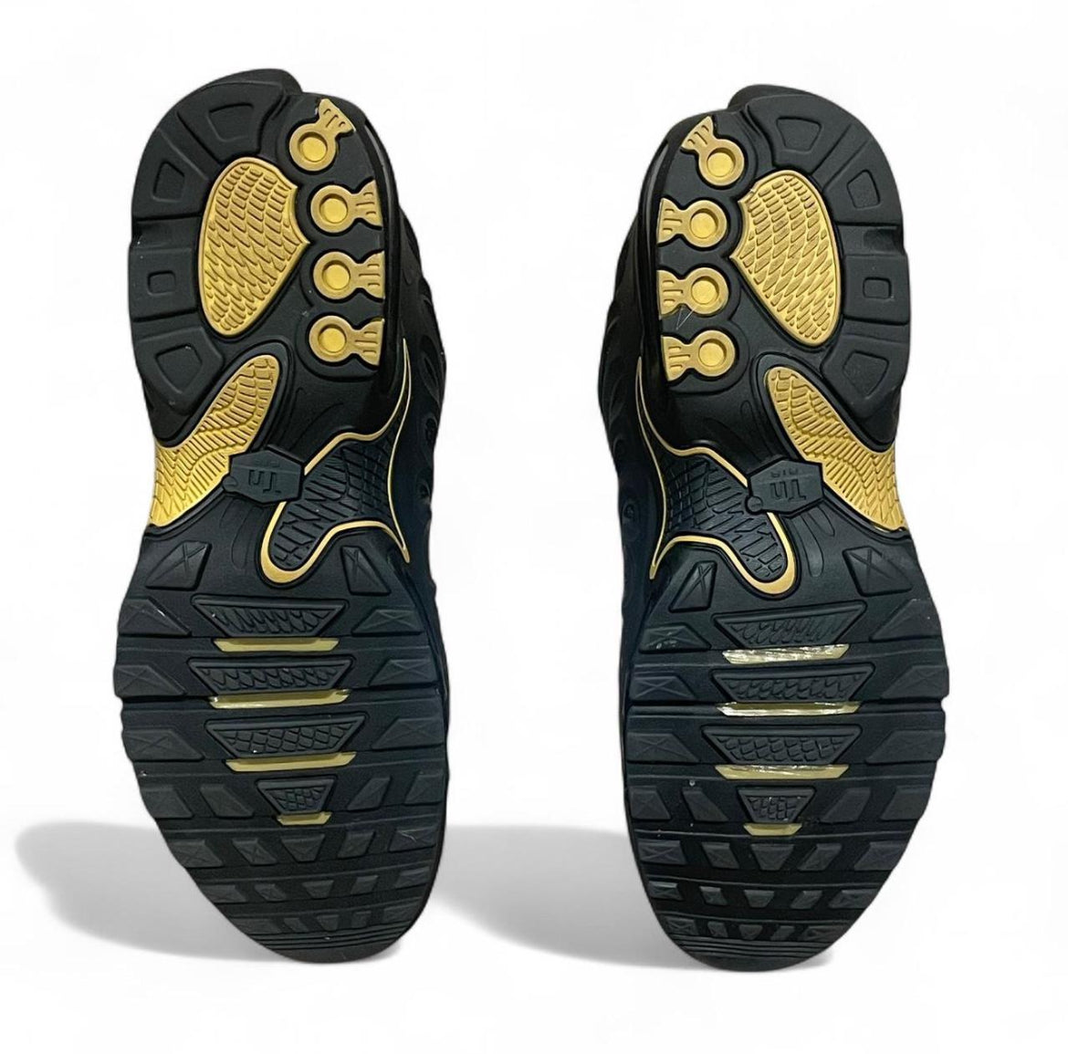 FZ4748-001 Nike Air Max Plus TN Drift ‘PSG Paris Saint-Germain’ (2024)