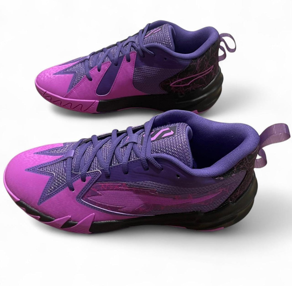 310662-01 Puma Scoot Zeros
‘Purple Lightning’ (2024)