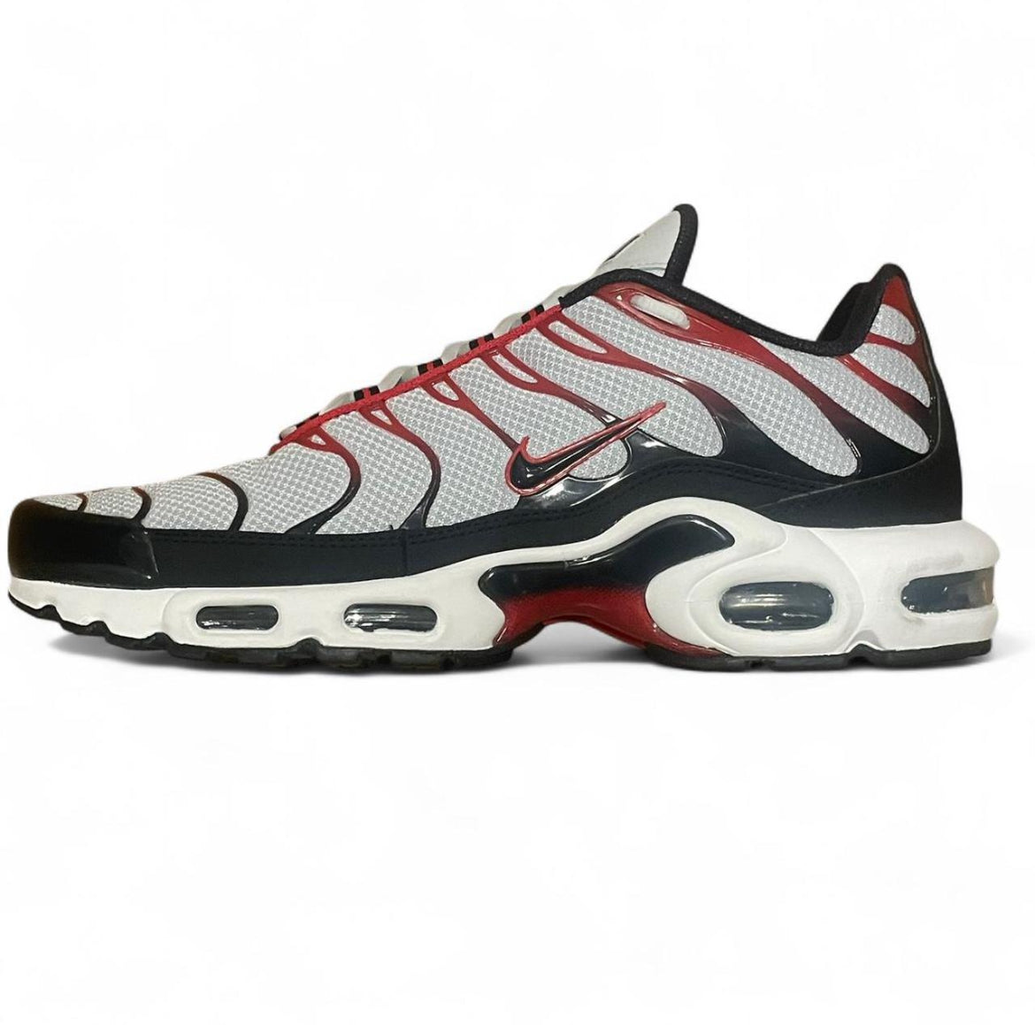 FN6949-002 Nike Air Max Plus TN ‘Pure Platinum Black University Red’ (2024)