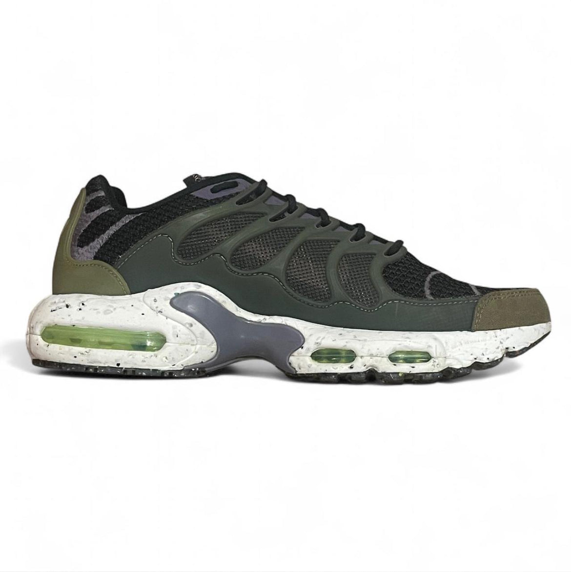DN4590-004 Nike Air Max Terrascape Plus ‘Off Noir Pilgrim’ (2022)