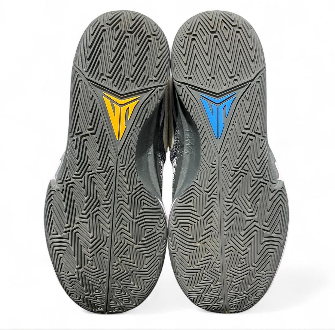 FQ4796-001 Nike Ja 1
‘Personal Touch’ (2024)