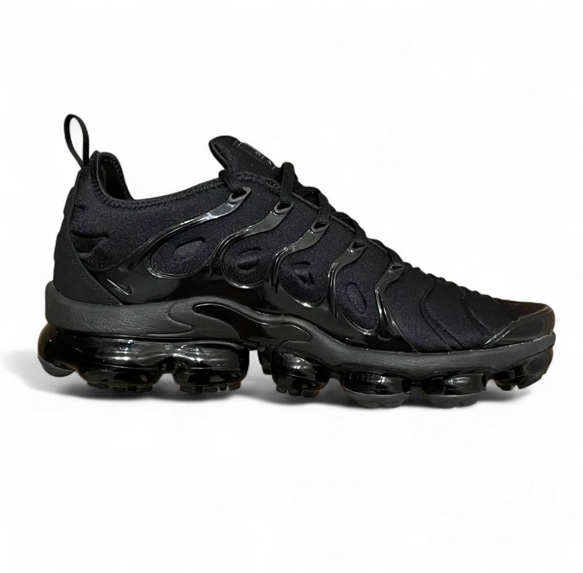 924453-004 Nike Air VaporMax Plus ‘Triple Black’ (2018) US11 BNIB