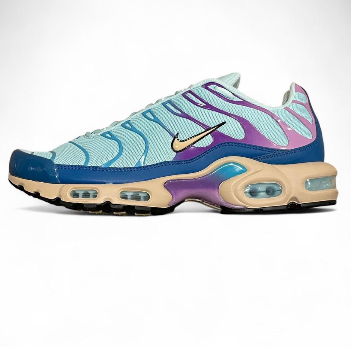 DZ3671-300 Nike Air Max Plus TN (Womens) ‘Jade Ice’ (2023)