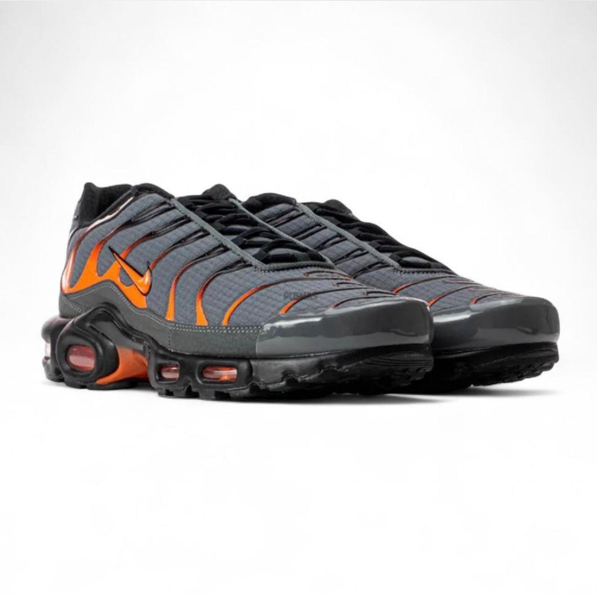 FB3358-001 Nike Air Max Plus TN ‘Grey Orange’ (2022)