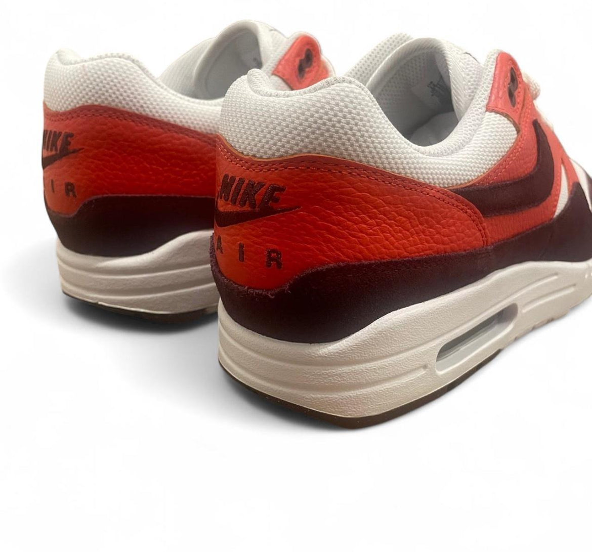 FN6952-102 Nike Air Max 1 ‘Burgundy Crush’ (2024)
