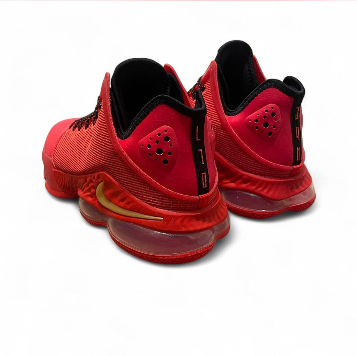 DO9829-600 Nike LeBron 19 Low ‘Light Crimson’ (2022)