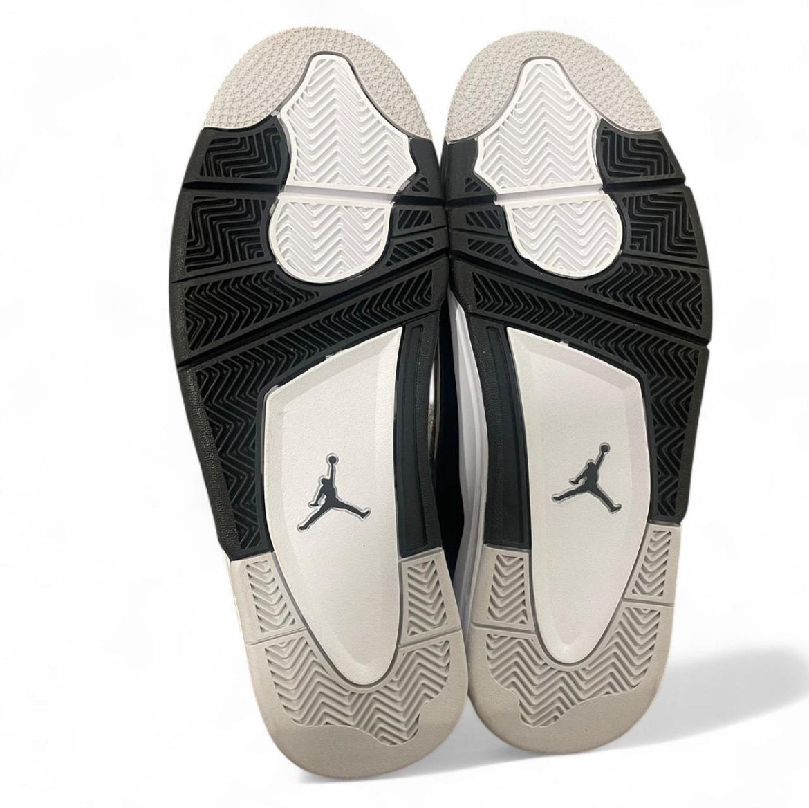 311046-110 Jordan Dub Zero ‘White Thunder’ (2024)