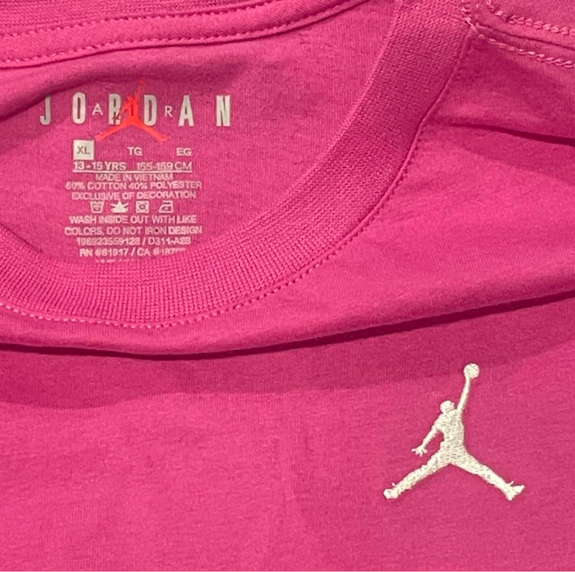 45D311-A2B Jordan Jumpman Brooklyn Essentials Tee (Womans) ‘Fire Pink’