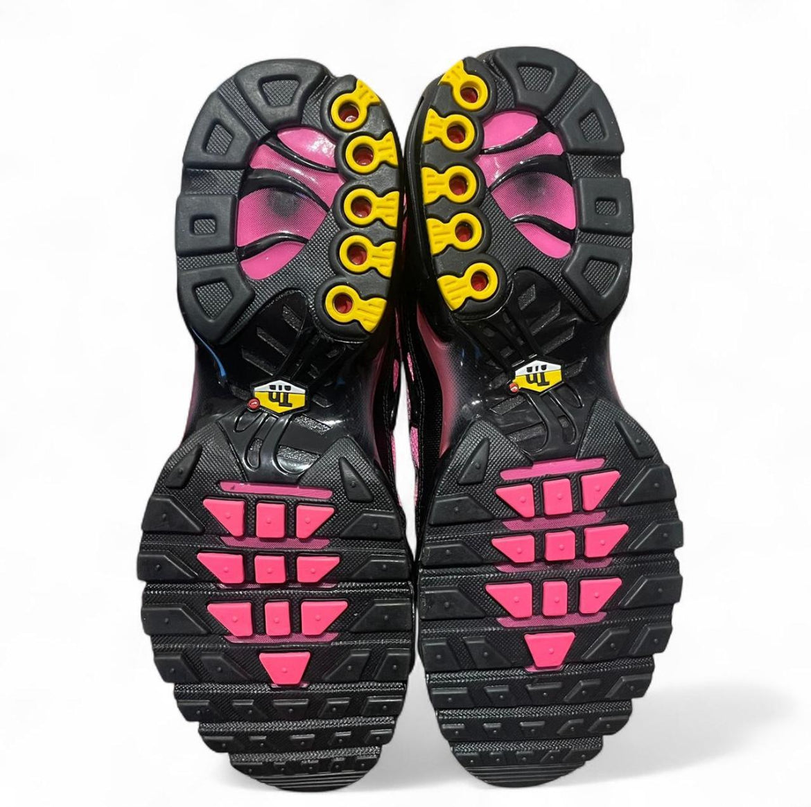 DM0032-020 Nike Air Max Plus TN ‘Black Hyper Pink’ (2025)