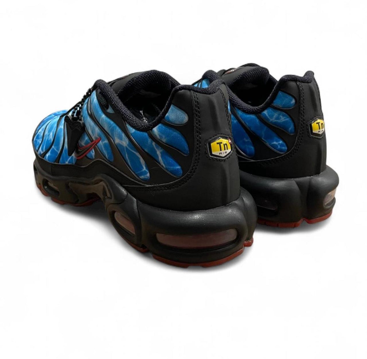 HQ3824-001 Nike Air Max Plus TN ‘Shark Attack’ (2024)