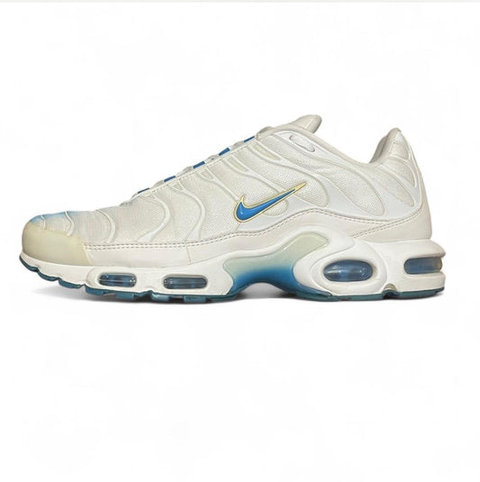 AO9565-100 Nike Air Max Plus TN ‘French Derby Marseille’ (2017)