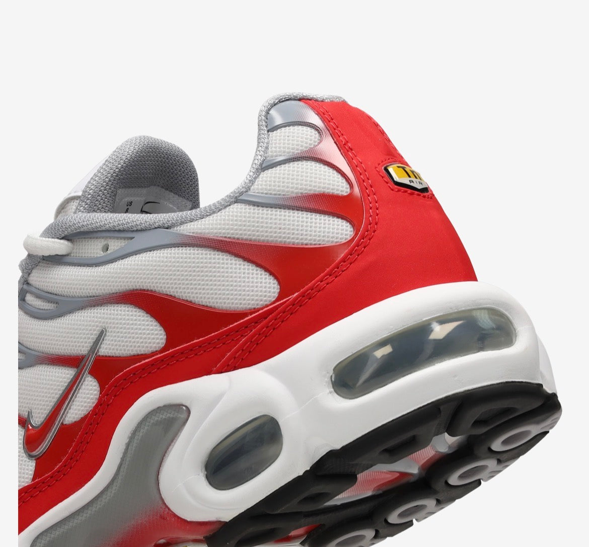 IF6224-101 Nike Air Max Plus TN ‘Sport Red’ (2025)