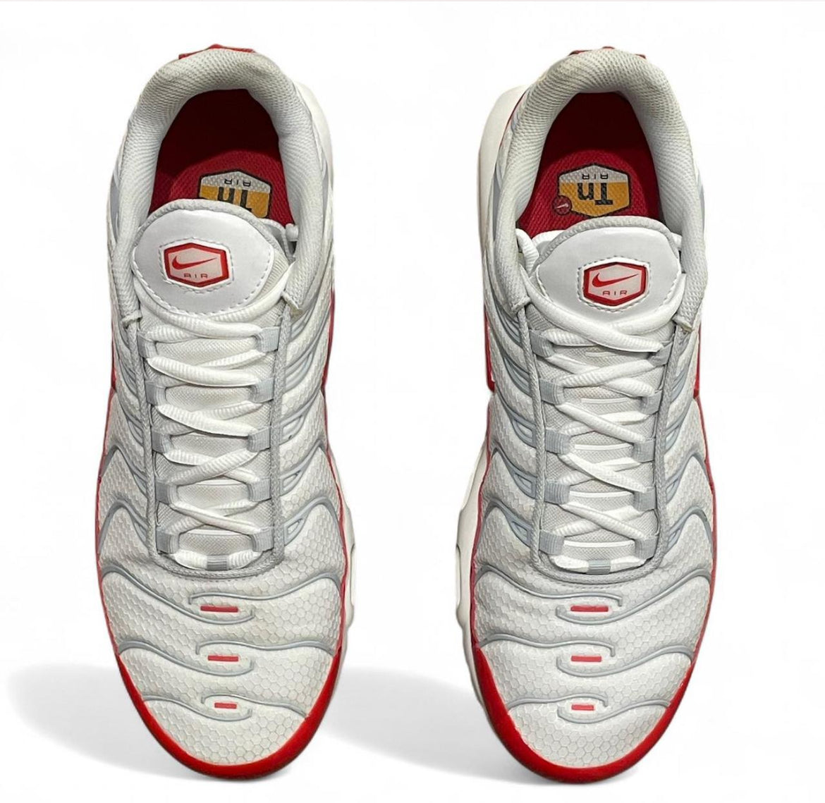 DM8332-100 Nike Air Max Plus TN ‘AM1 University Red’ (2021)