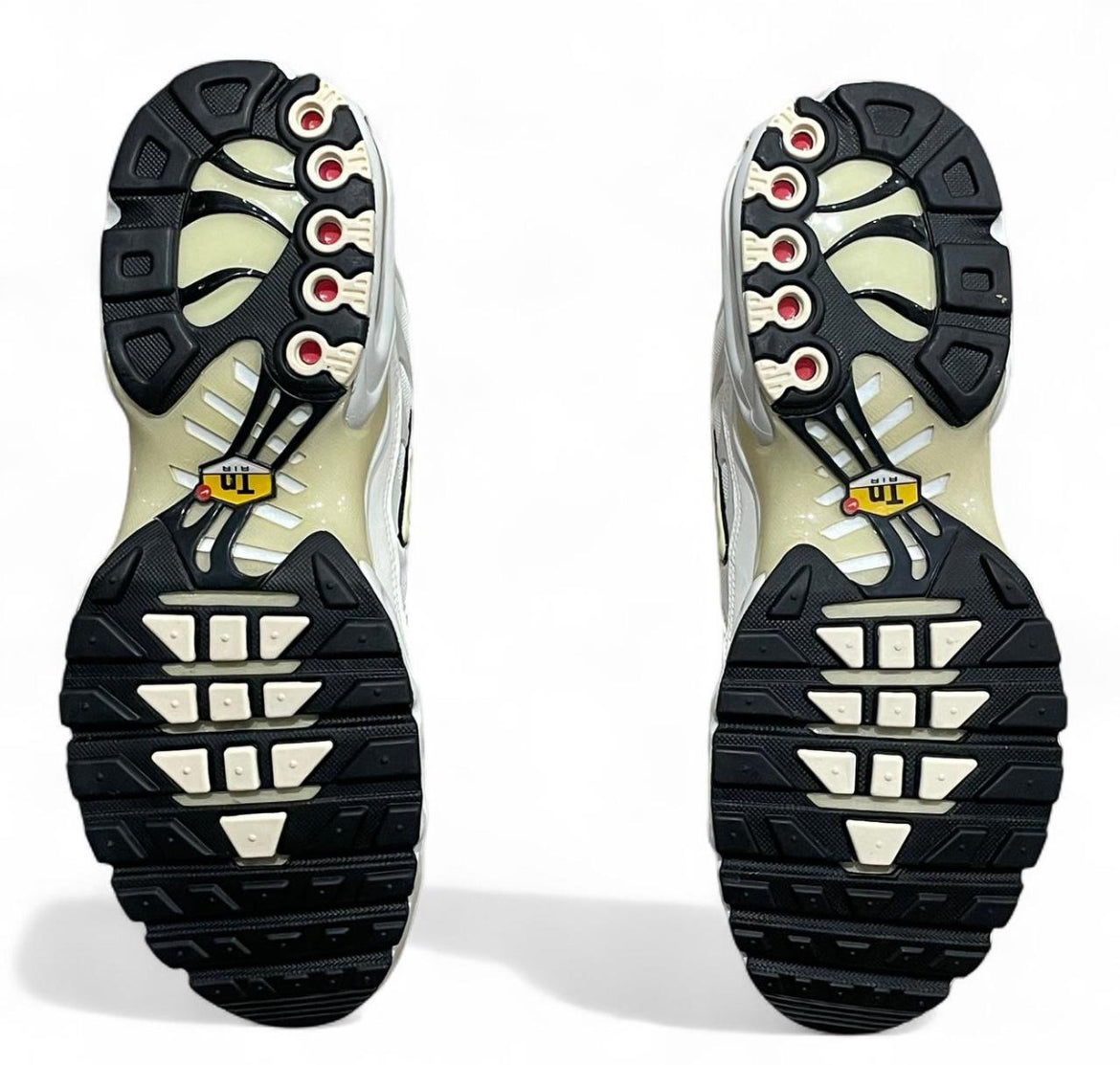 DM2362-102 Nike Air Max Plus TN (Womens) ‘Alabaster’ (2024)