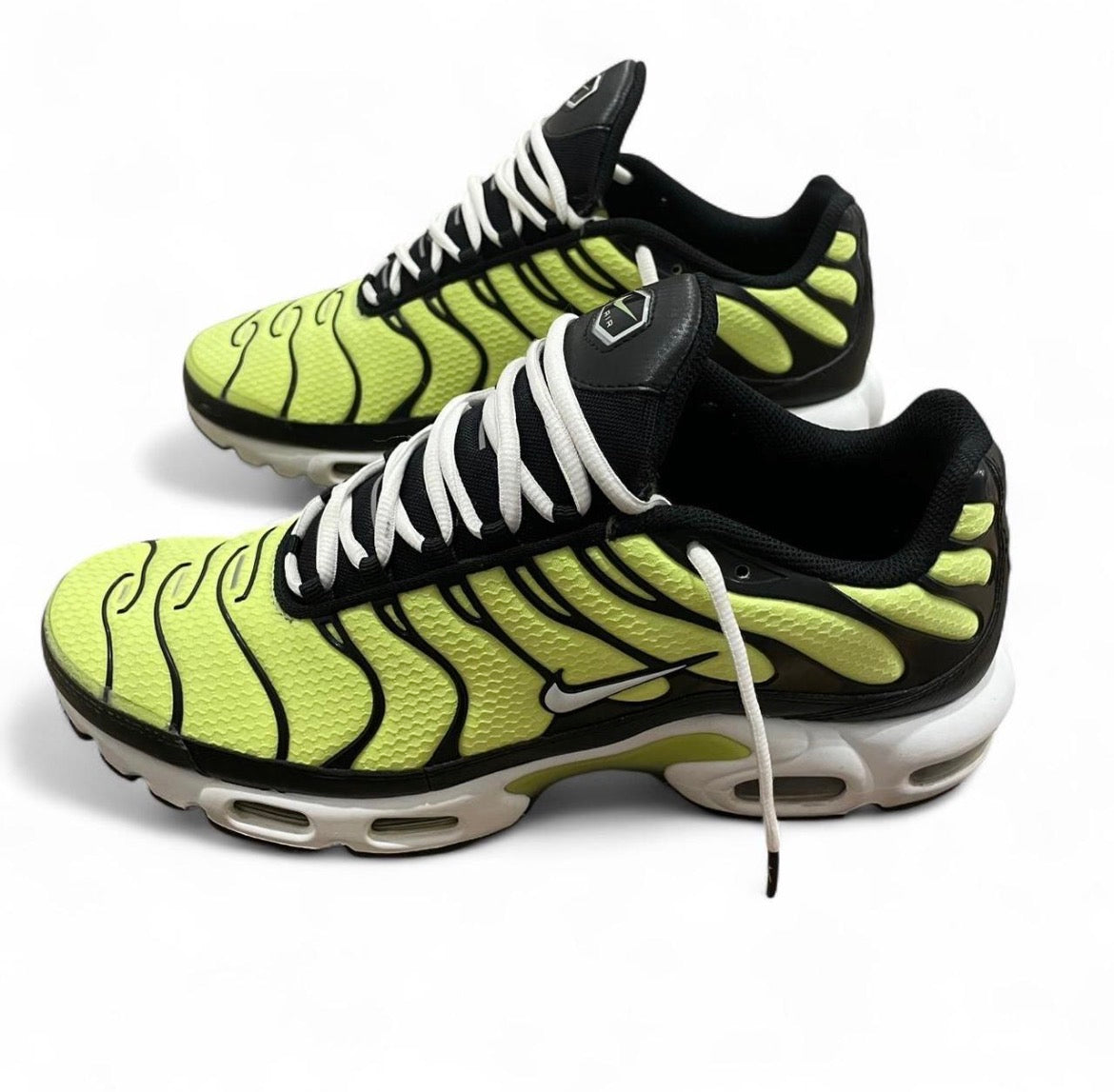 CV8838-300 Nike Air Max Plus TN ‘Hot Limes’ or ‘Volt’ (2021)