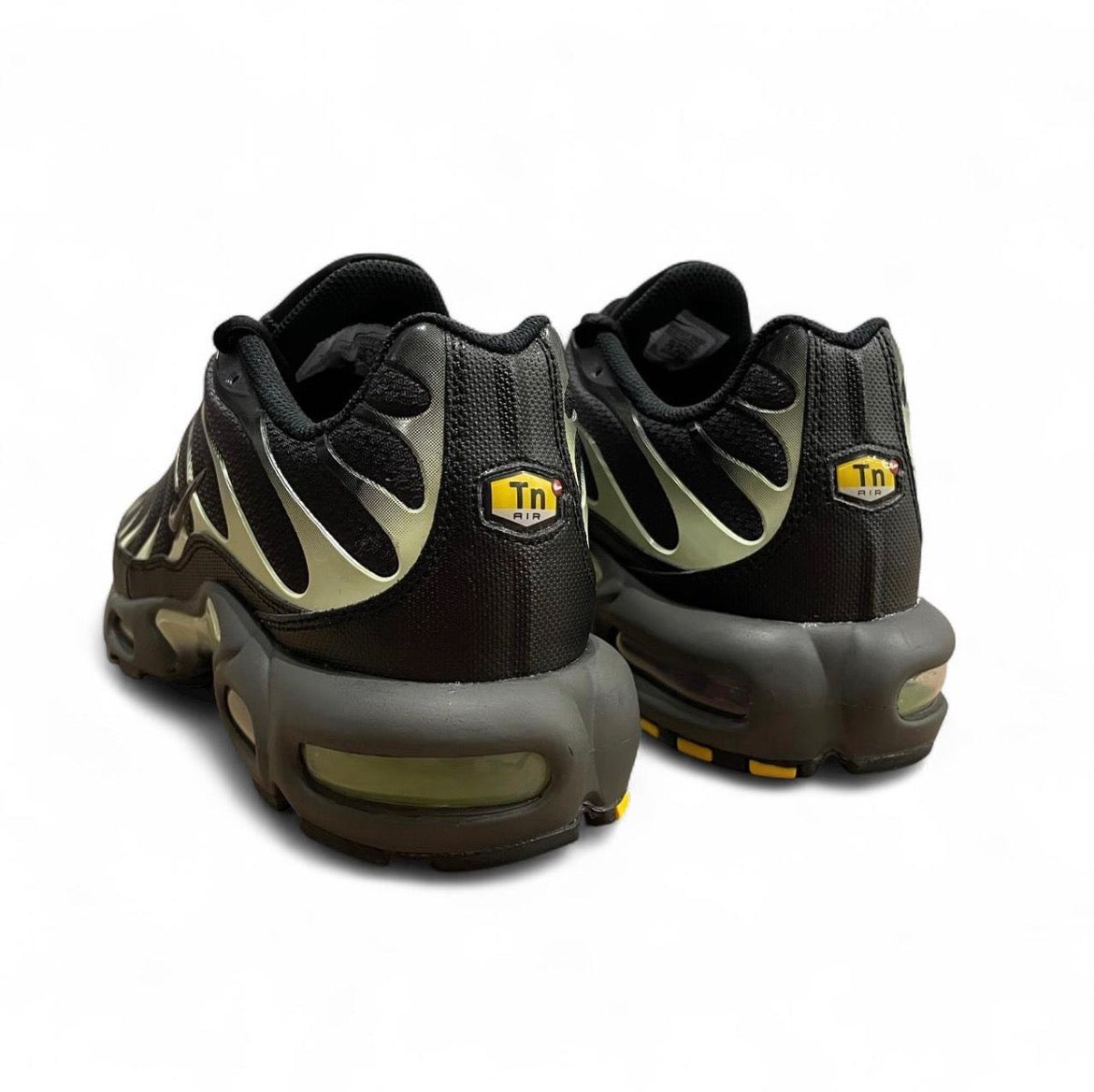 DM0032-035 Nike Air Max Plus TN ‘Iron Grey Light Liquid Lime Black’ (2026)