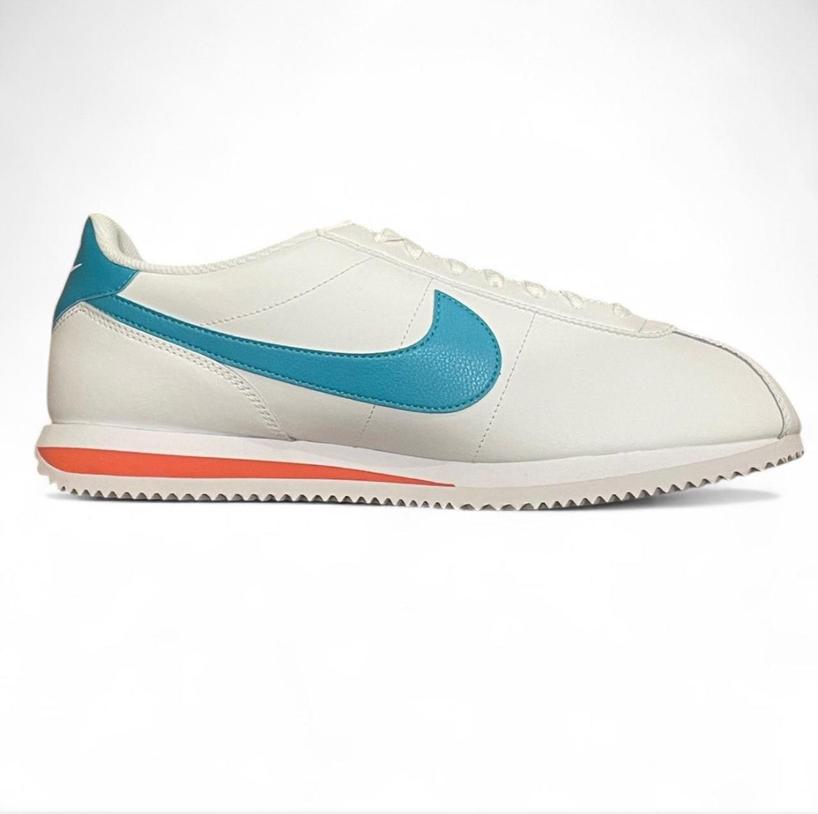 DM4044-103 Nike Cortez
‘Miami Dolphins’ (2024)
