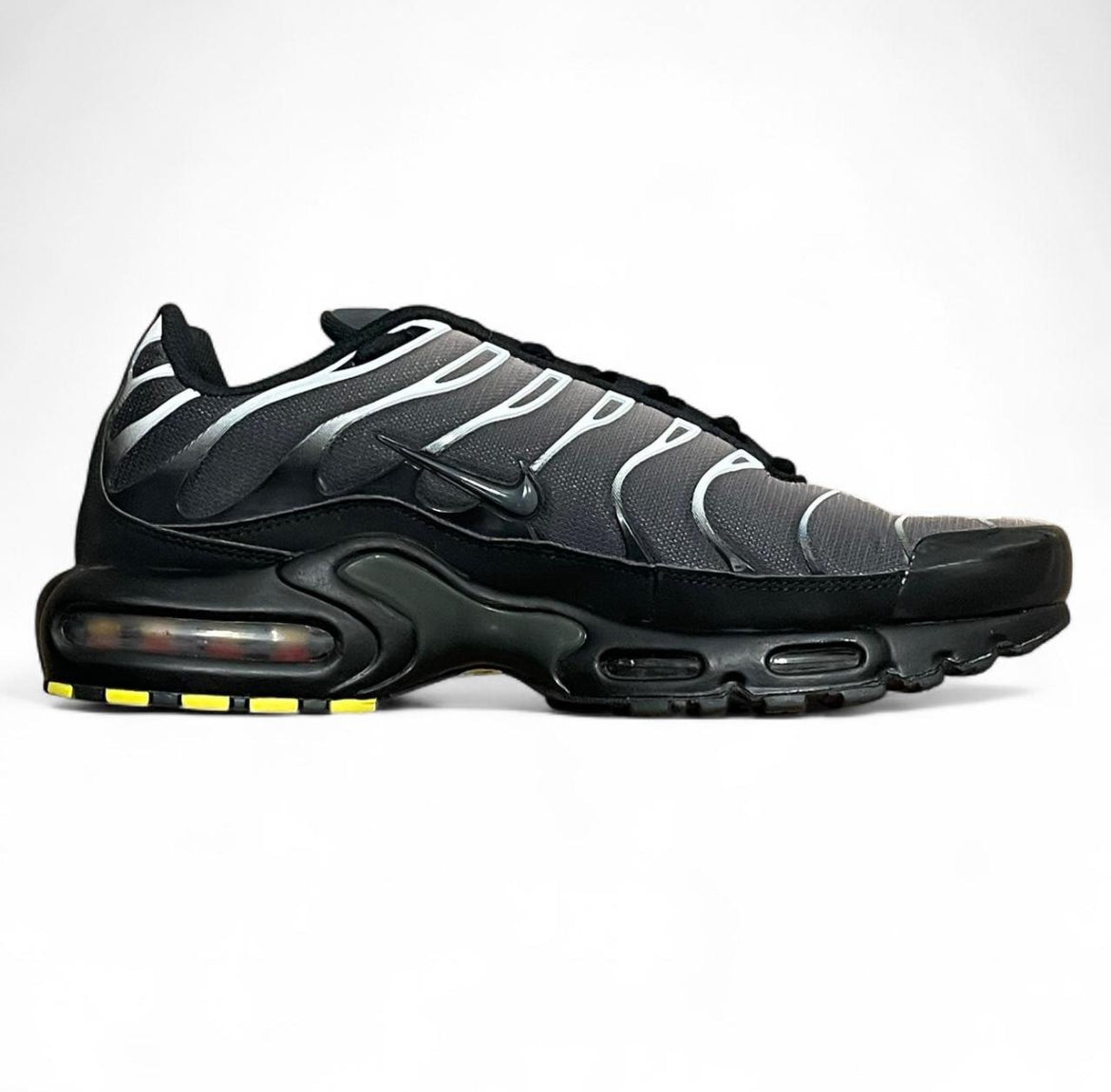 852630-039 Nike Air Max Plus TN ‘Anthracite Black’ (2018)