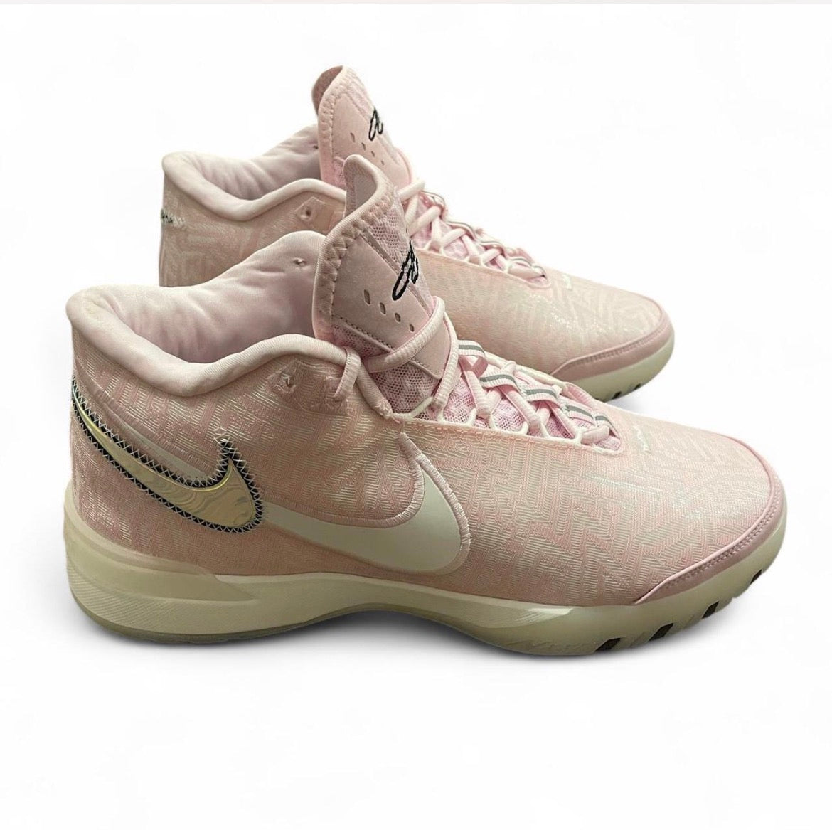 HF0712-602 Nike Zoom LeBron James NXXT Genisus ‘Pink Foam Sail’ (Translucent Outsoles) (2025)