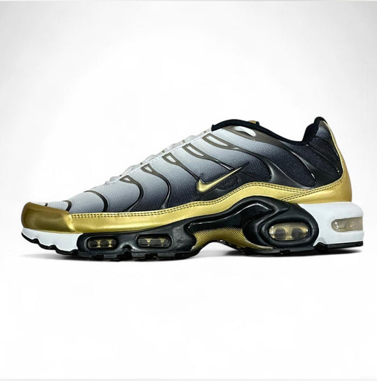 HM0352-100 Nike Air Max Plus TN ‘Footlocker 50th Anniversary’ (2024)