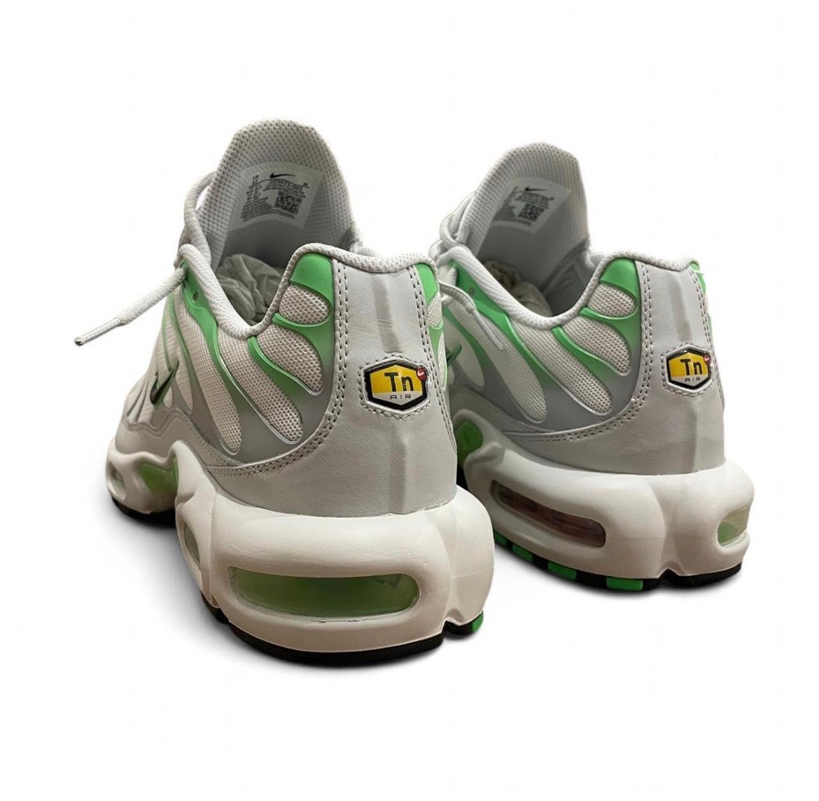 DZ3671-001 Nike Air Max Plus TN (Womens)’ Green Strike’ (2025)