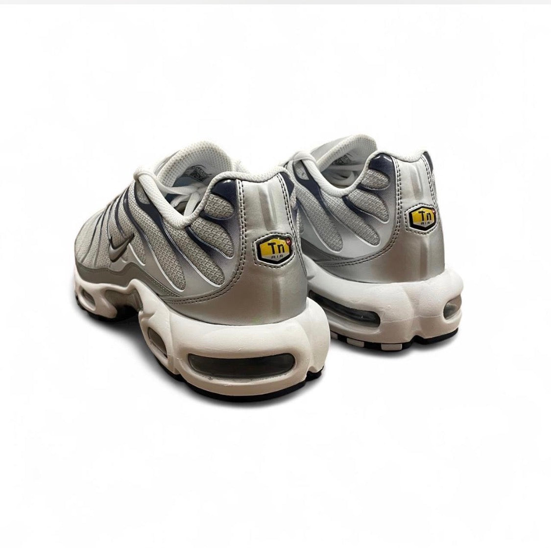 IR1992-100 Nike Air Max Plus TN (Womens) ‘White Ashen Slate Metallic Silver’ (2026)