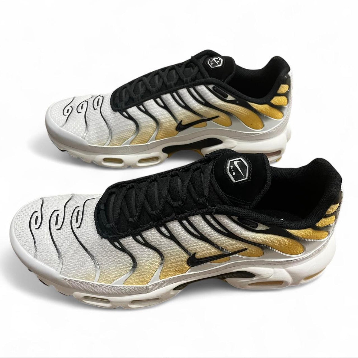 DM0032-104 Nike Air Max Plus TN
‘Chambers’ (2025)