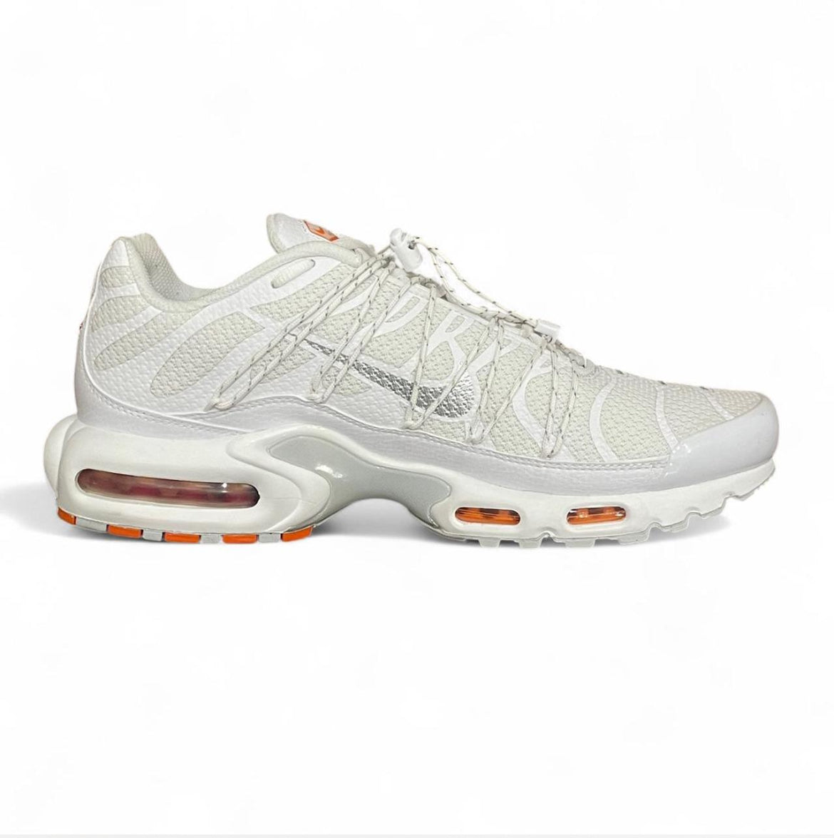 FJ4232-100 Nike Air Max Plus TN Utility
‘Safety Orange Pure Platinum’ (2024)