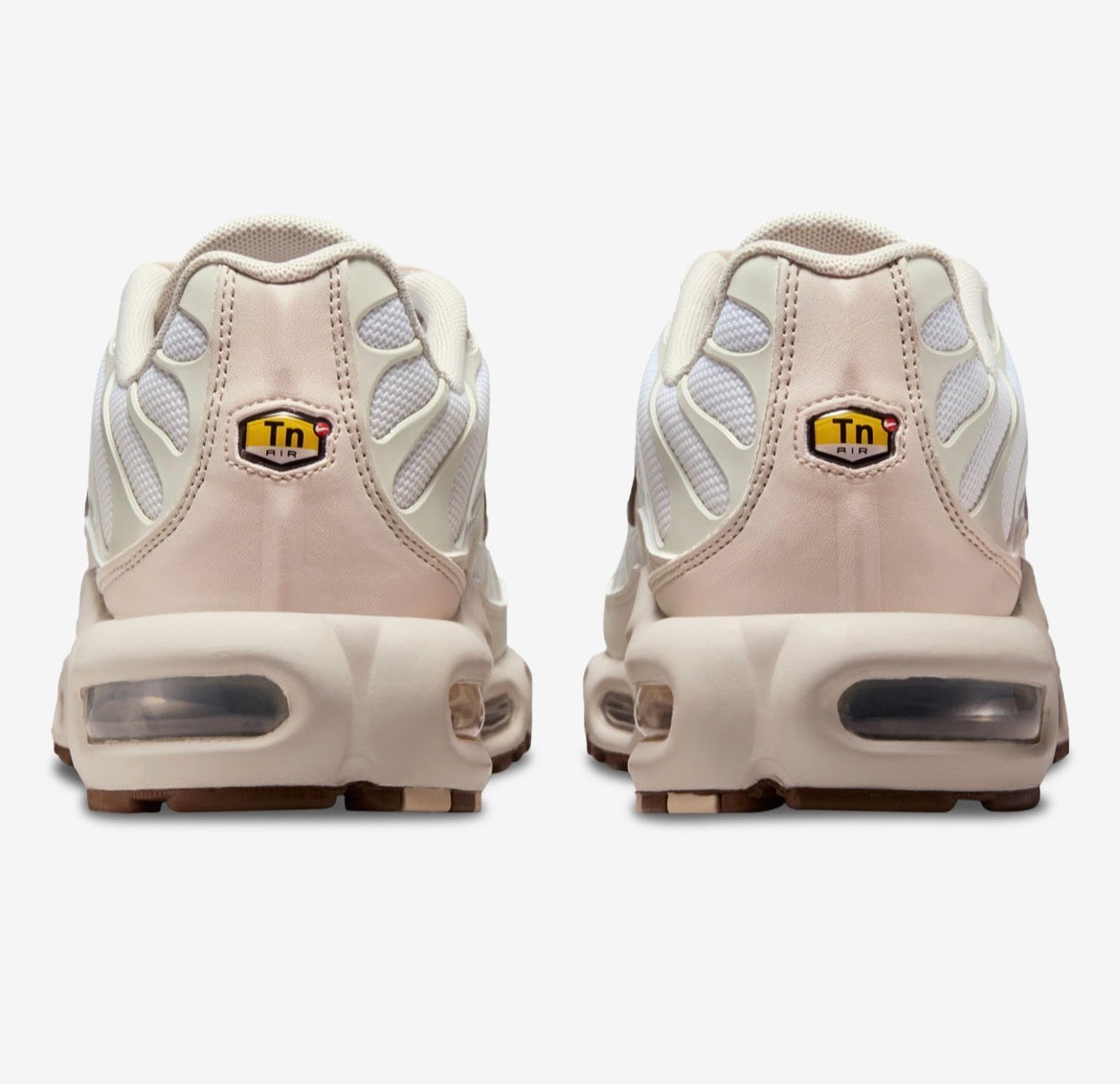IO0657-100 Nike Air Max Plus TN SE (Womens) ‘Light Orewood Brown’ (2025)