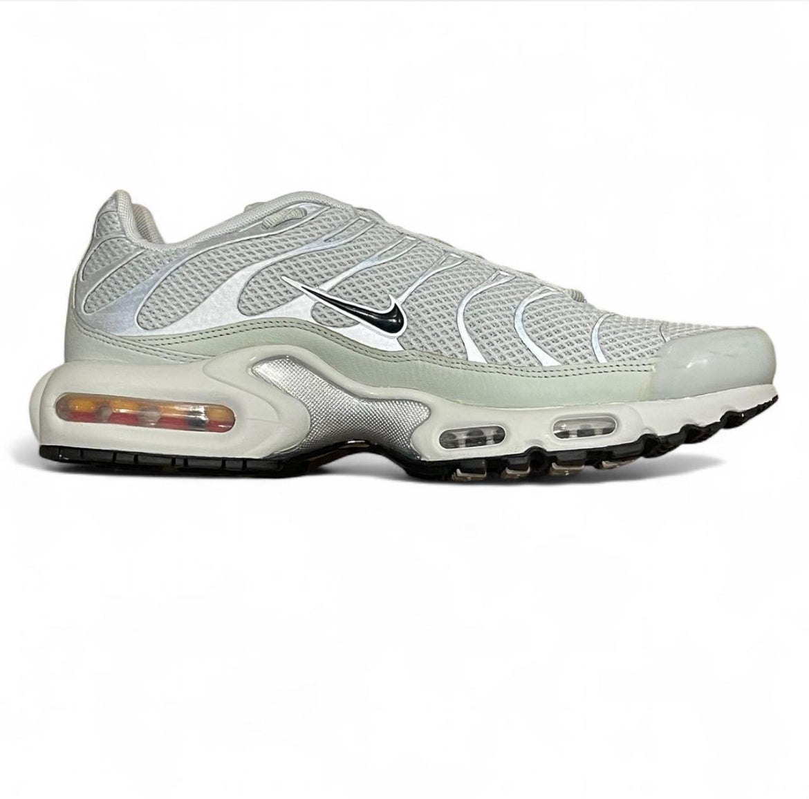 FV8480-002 Nike Air Max Plus TN (Womens) ‘Light Silver’ (2024)