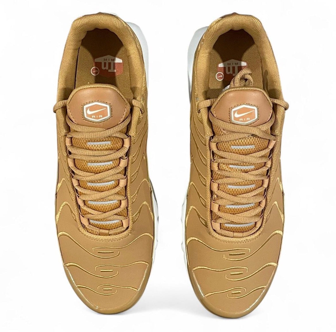 FZ8815-200 Nike Air Max Plus TN ‘Flax Sail’ (2024)