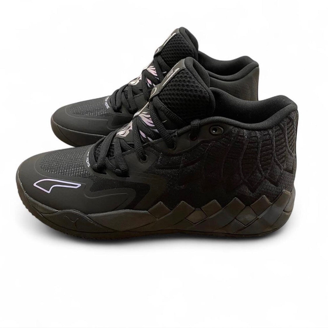 376678-02 Puma LaMelo Ball MB.01 ‘Iridescent Dreams’ (2022)