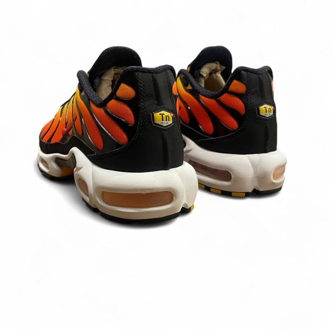 HF0552-001 Nike Air Max Plus TN ‘Sunset’ (2024)