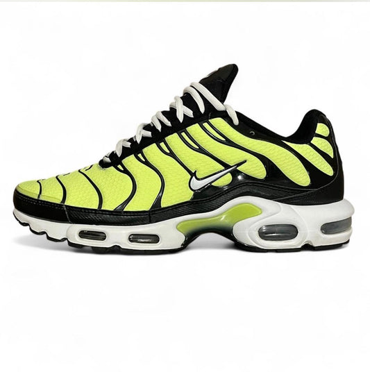 CV8838-300 Nike Air Max Plus TN ‘Hot Limes’ or ‘Volt’ (2021)
