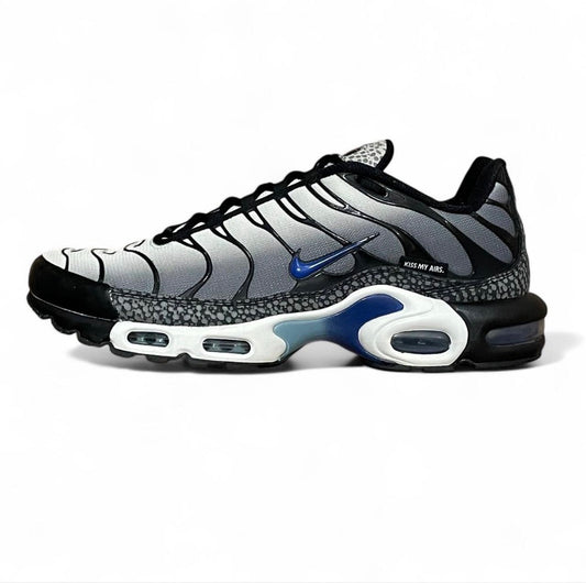 FD9755-001 Nike Air Max Plus TN ‘Kiss My Airs Metallic Silver’ (2023)