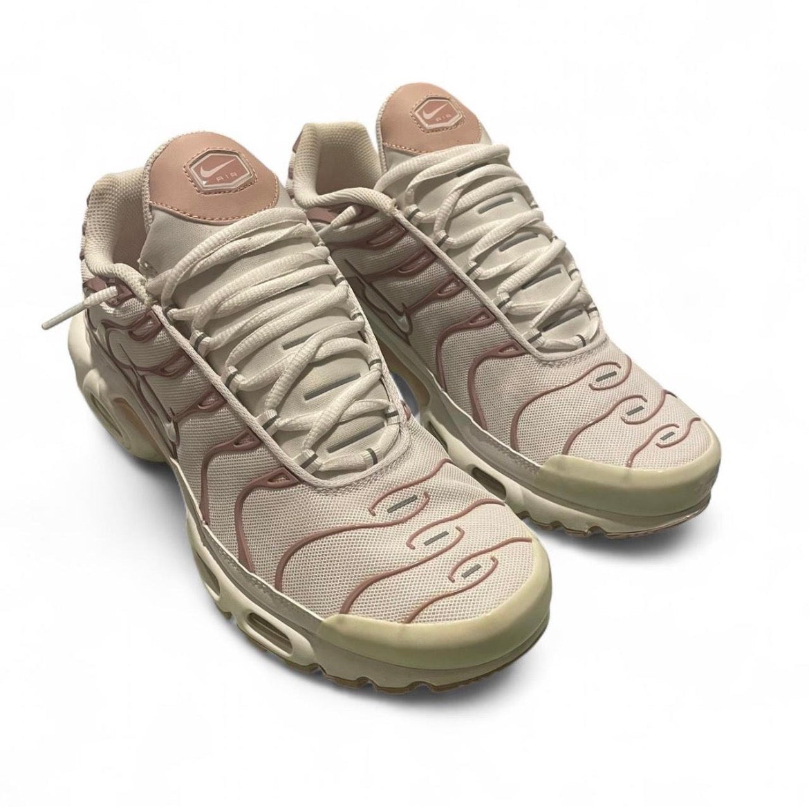 DM2362-101 Nike Air Max Plus TN (Womens) ‘White Pink Oxford’ (2021)