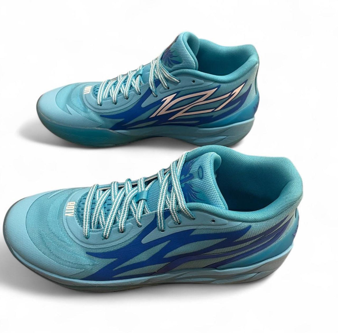 377586-01 Puma LaMelo Ball MB.02 ‘Rookie Of The Year’ (2022)