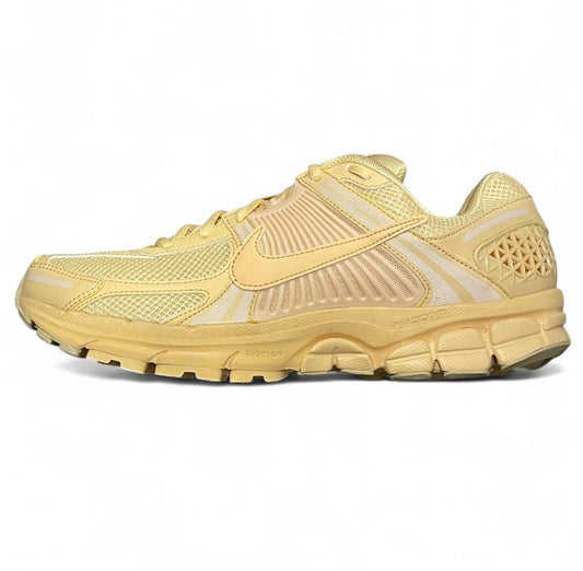 HF5493-200 Nike Zoom Vomero 5 ‘Celestial Gold’ (2024)