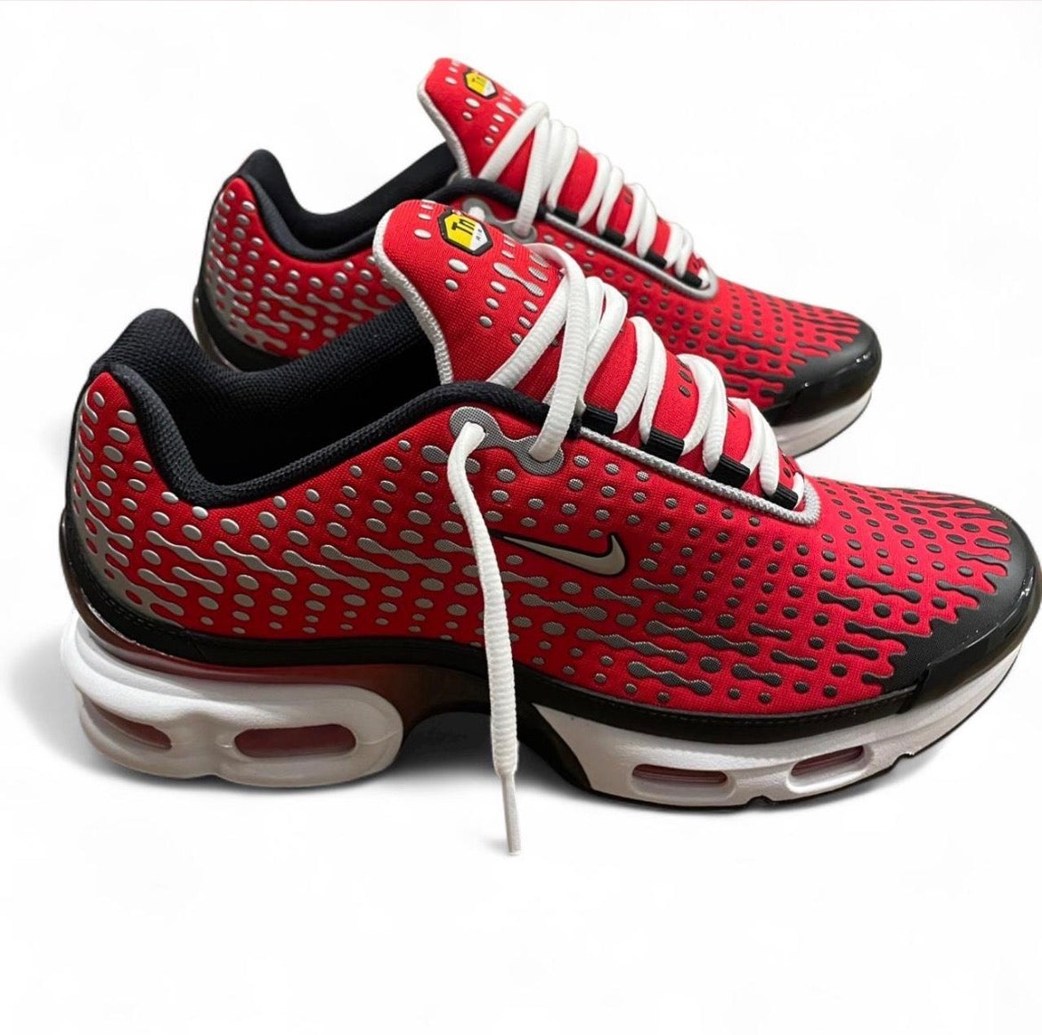 HQ2197-600 Nike Air Max Plus TN7 ‘University Red’ (2026)