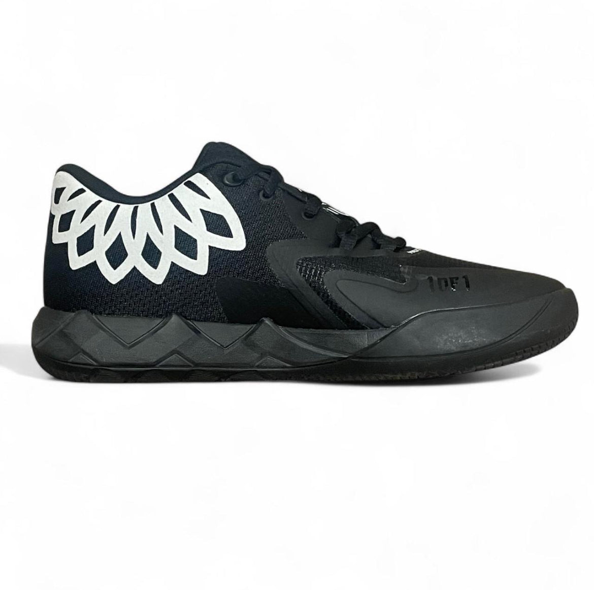 376941-12 Puma LaMelo Ball MB.01 Lo ‘Black White’ (2022)