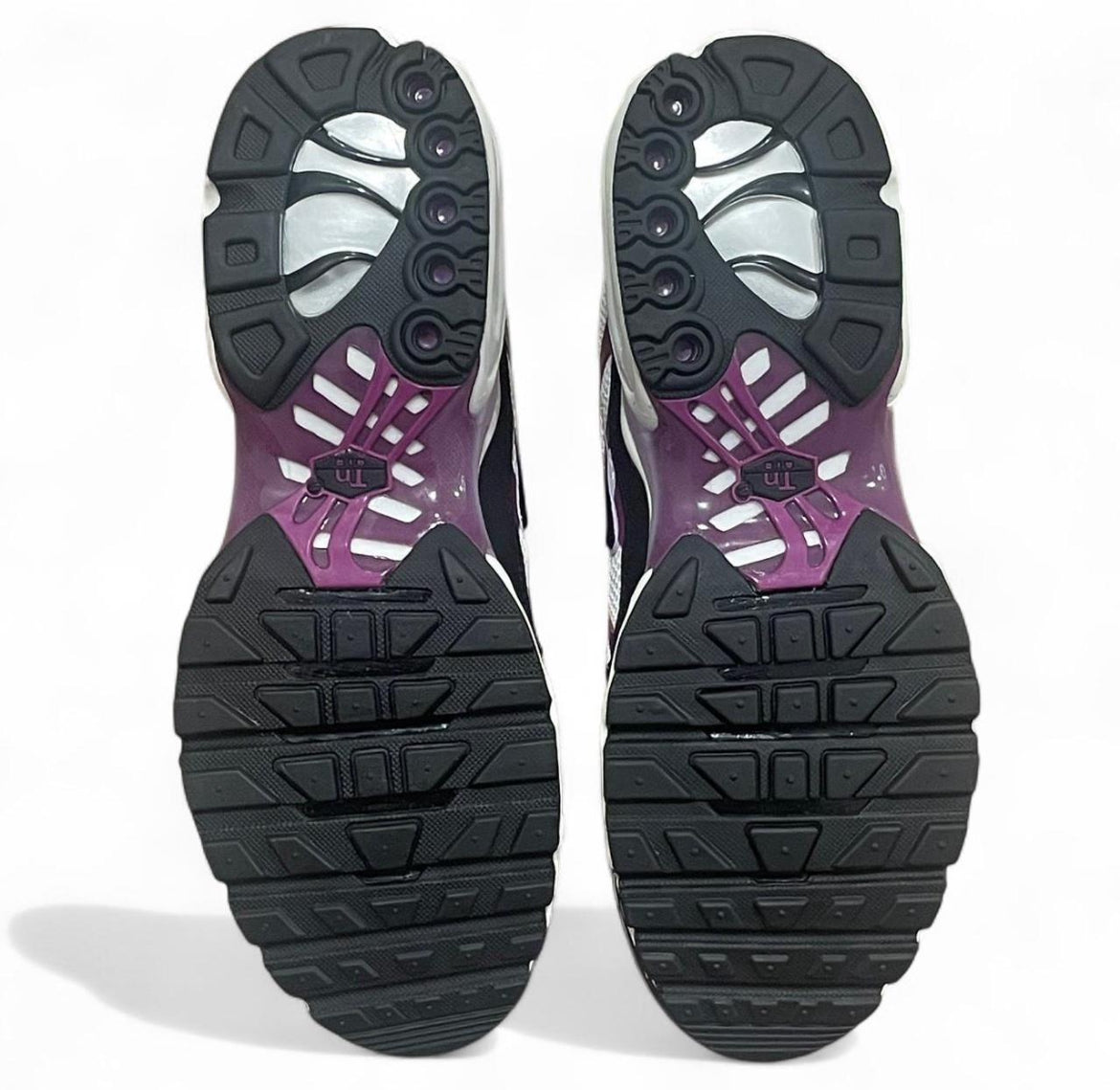 FN6949-100 Nike Air Max Plus TN  ‘Lilac Bloom’ (2024)