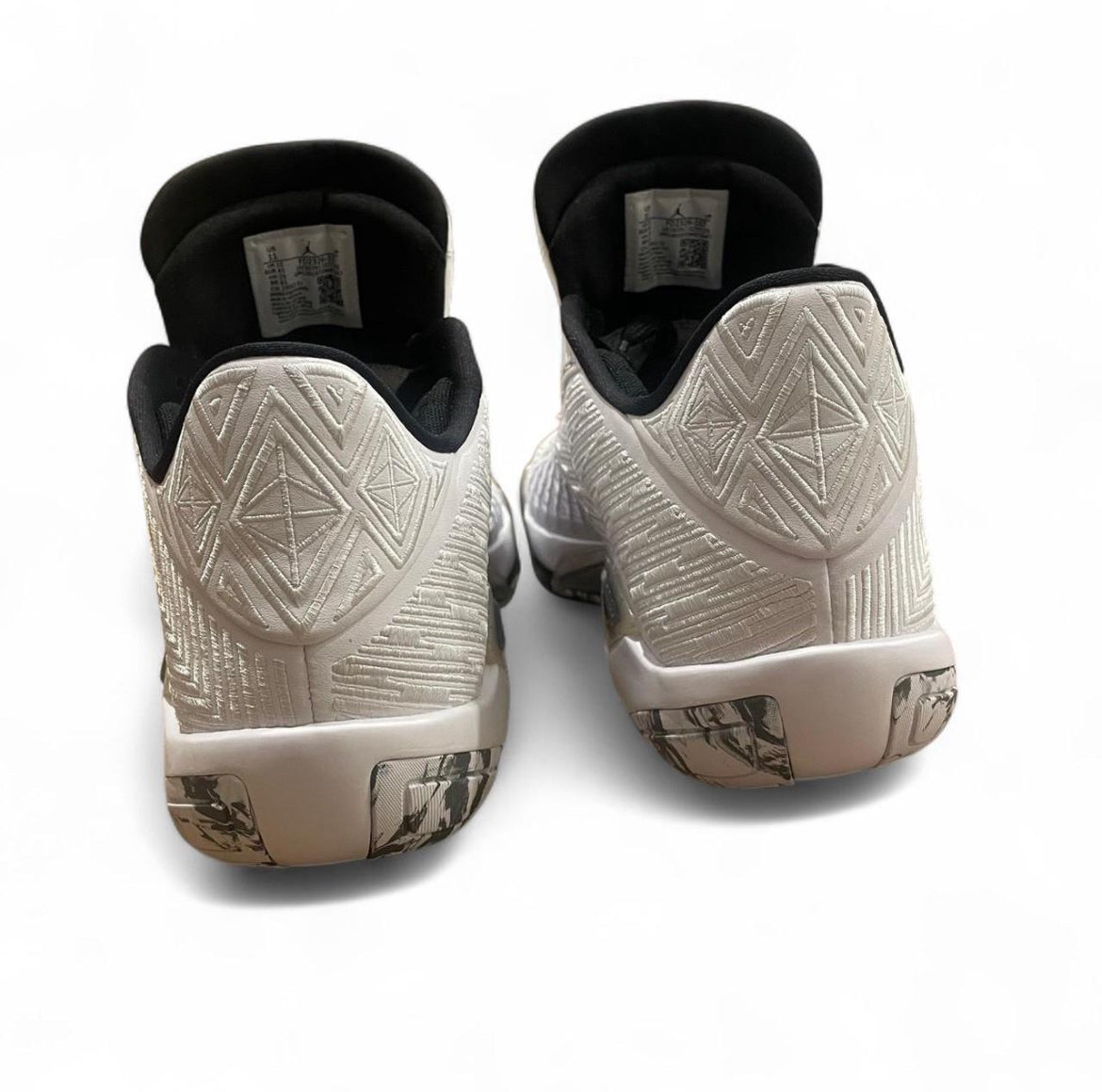 FD2326-107 Jordan 38 Low ‘White Metallic Gold Black’ (2024)