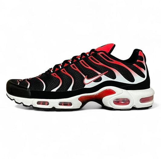 DM0032-004 Nike Air Max Plus TN
‘Black White University Red’ (2023)