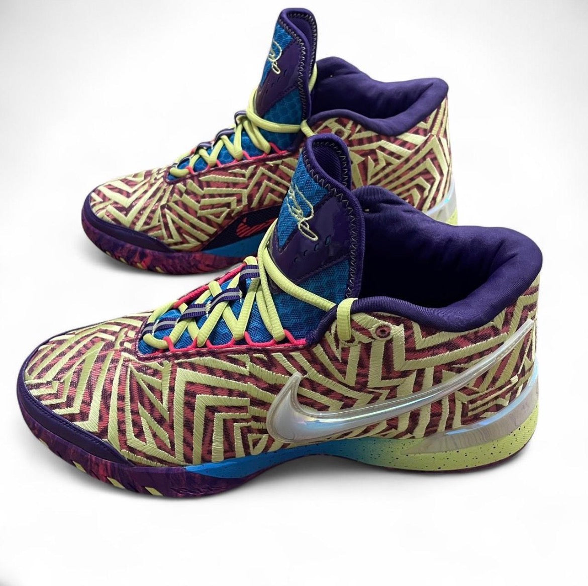 IB1272-500 Nike Zoom LeBron NXXT Genisus ‘Viotech’ (2025)