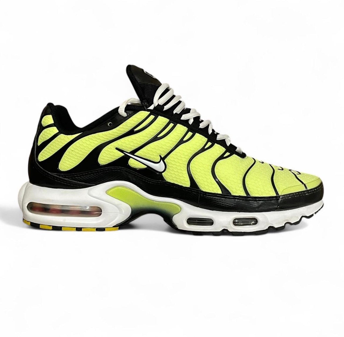 CV8838-300 Nike Air Max Plus TN ‘Hot Limes’ or ‘Volt’ (2021)