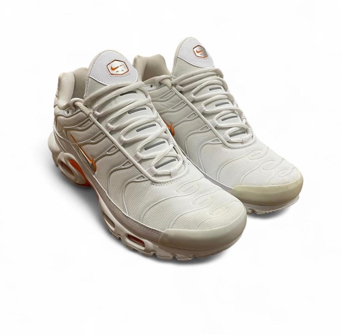 AO9564-100 Nike Air Max Plus TN SE ‘White Total Orange’ (2018)