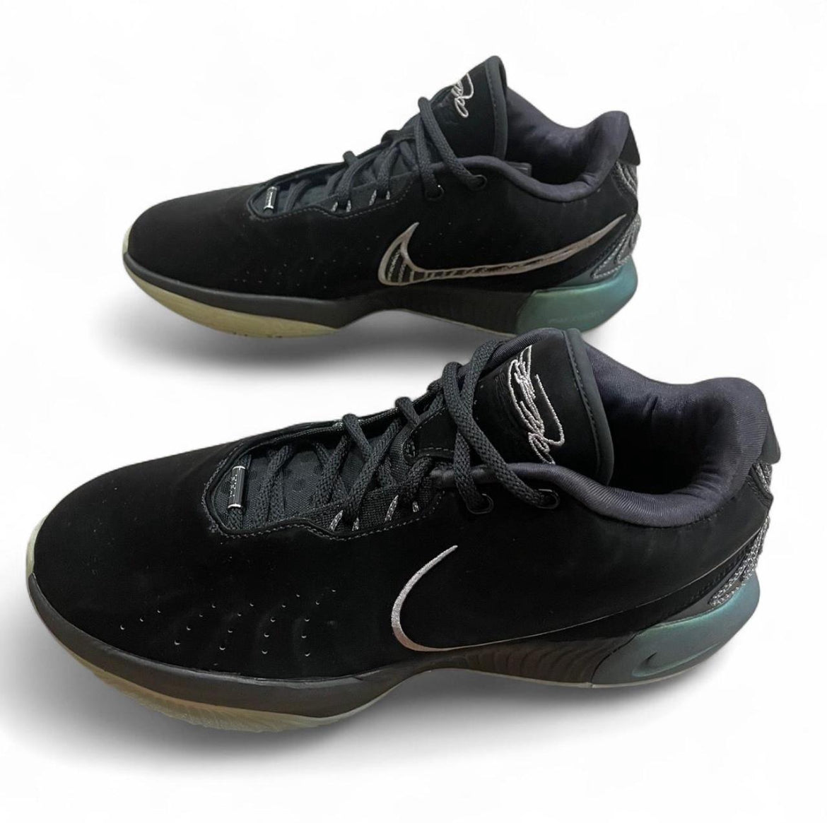 FB2238-001 Nike LeBron XXI ‘Tahitian’ (2023)