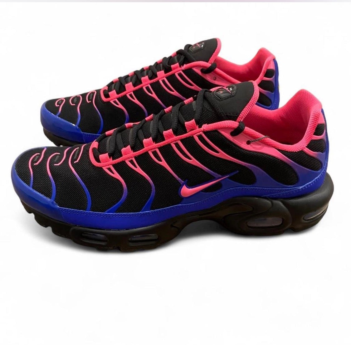 Nike Air Max Plus TN (Womens)
‘Black Racer Blue Hyper Pink’ (2023)