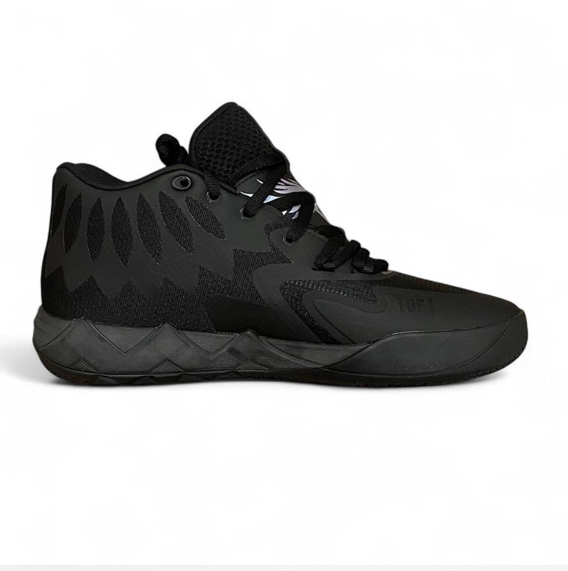 376678-02 Puma LaMelo Ball MB.01 ‘Iridescent Dreams’ (2022)