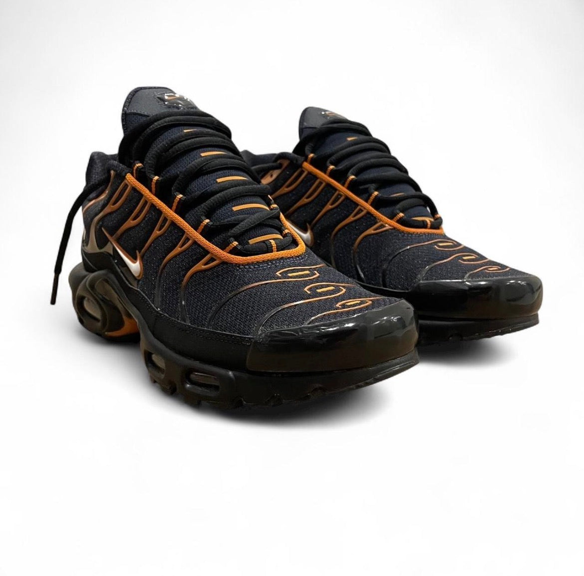 FN6949-400 Nike Air Max Plus TN ‘Dark Obsidian Monarch’ (2024)